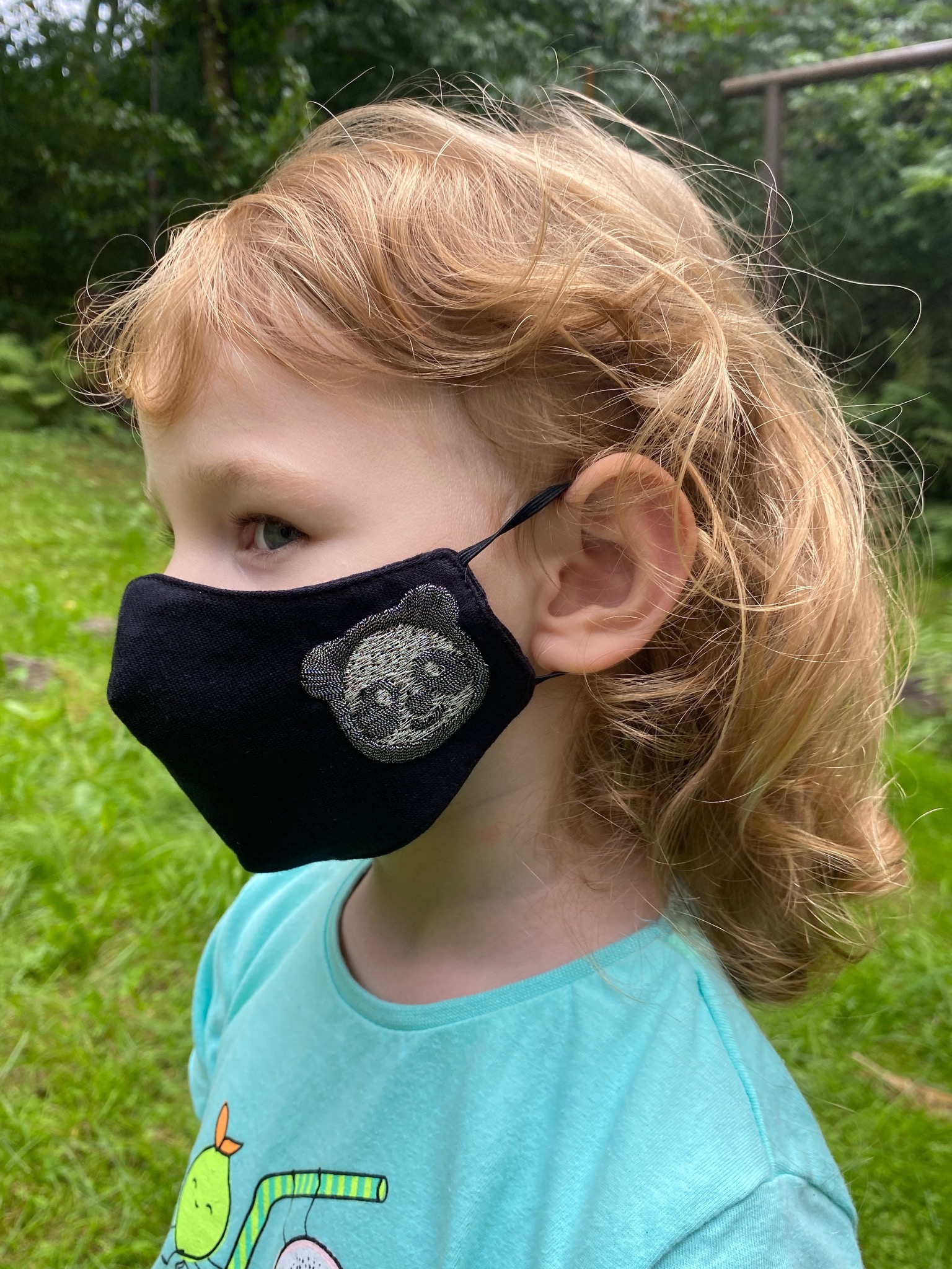 Детская защитная маска для лица "Панда" черная