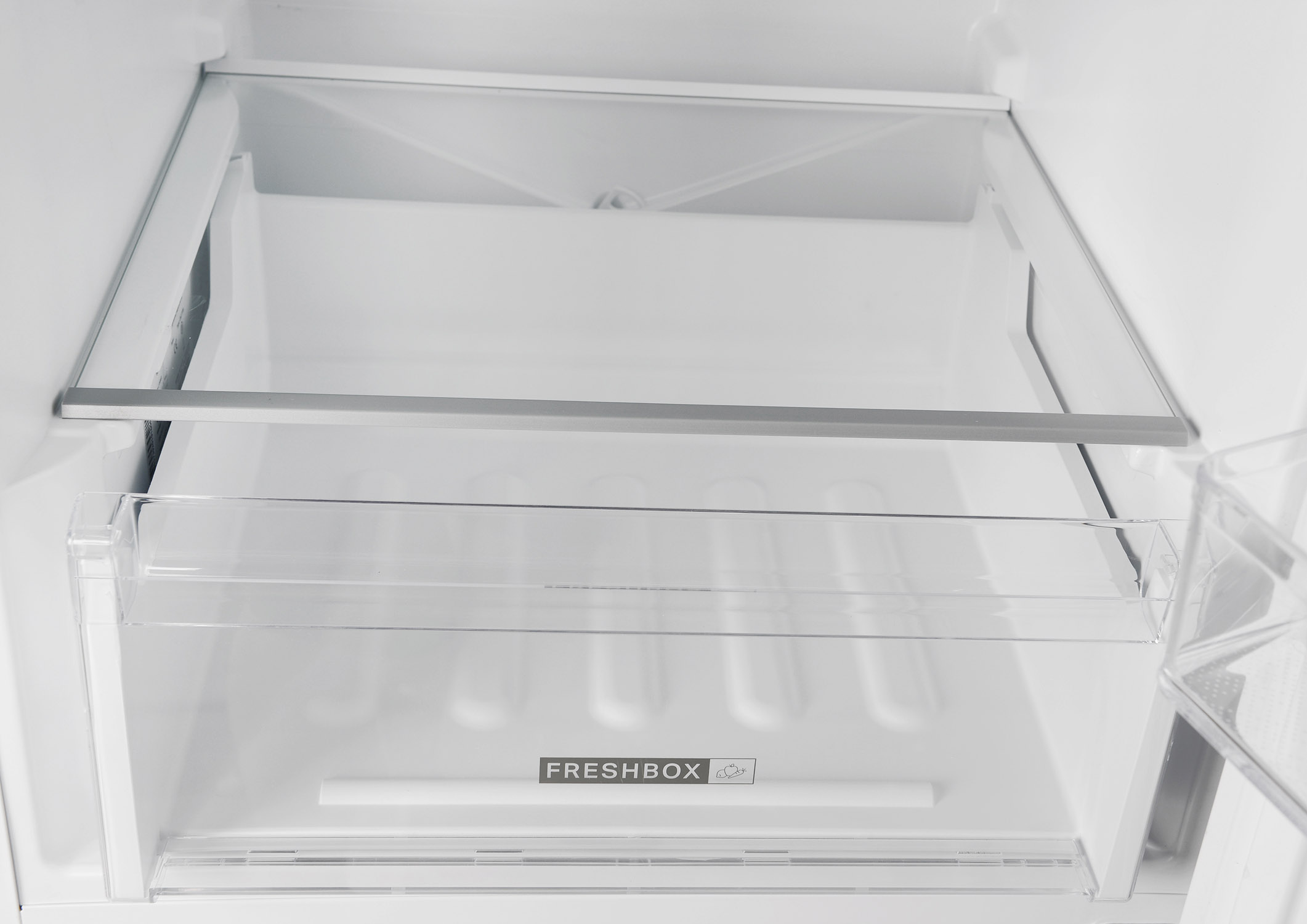 Двухкамерный холодильник WHIRLPOOL W5 711E W