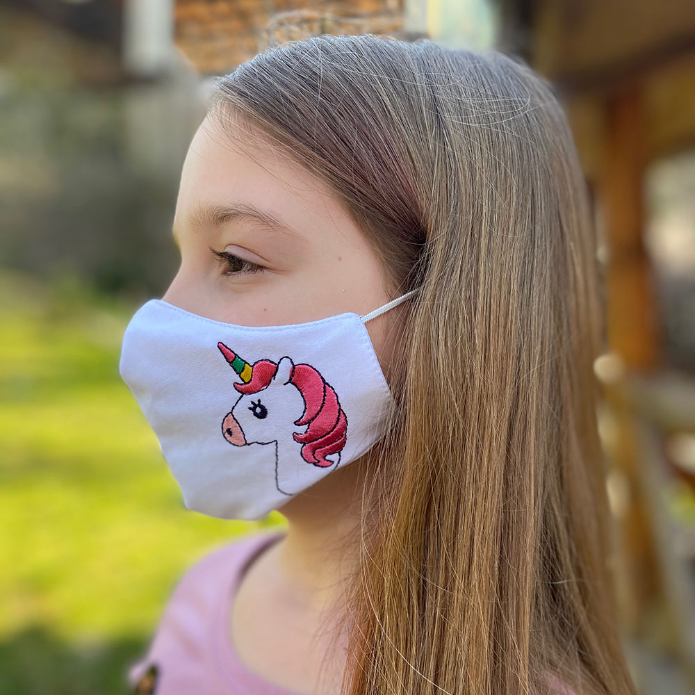 Подростковая защитная маска для лица "Единорог" белая